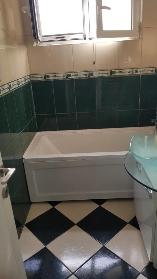Apartament B Orizont Bacău Extérieur photo